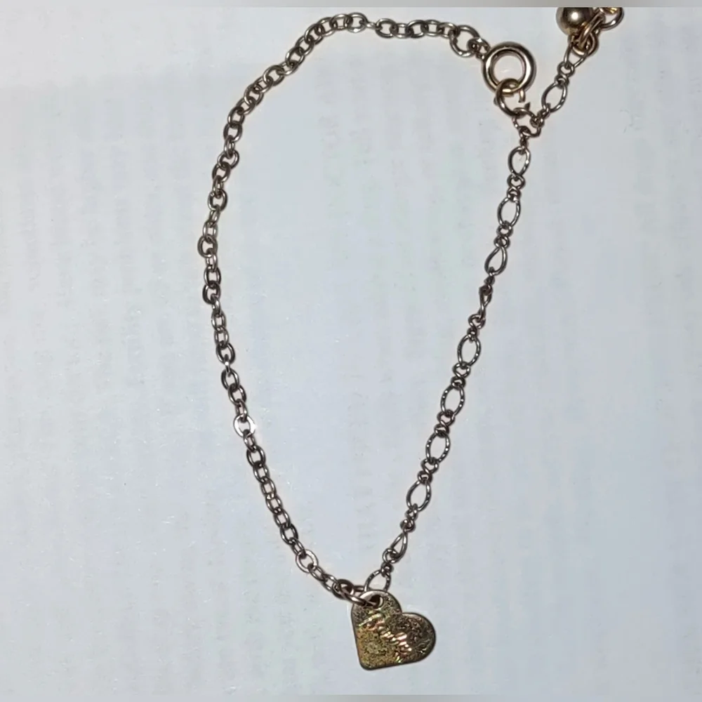 Avon goldtone bracelet